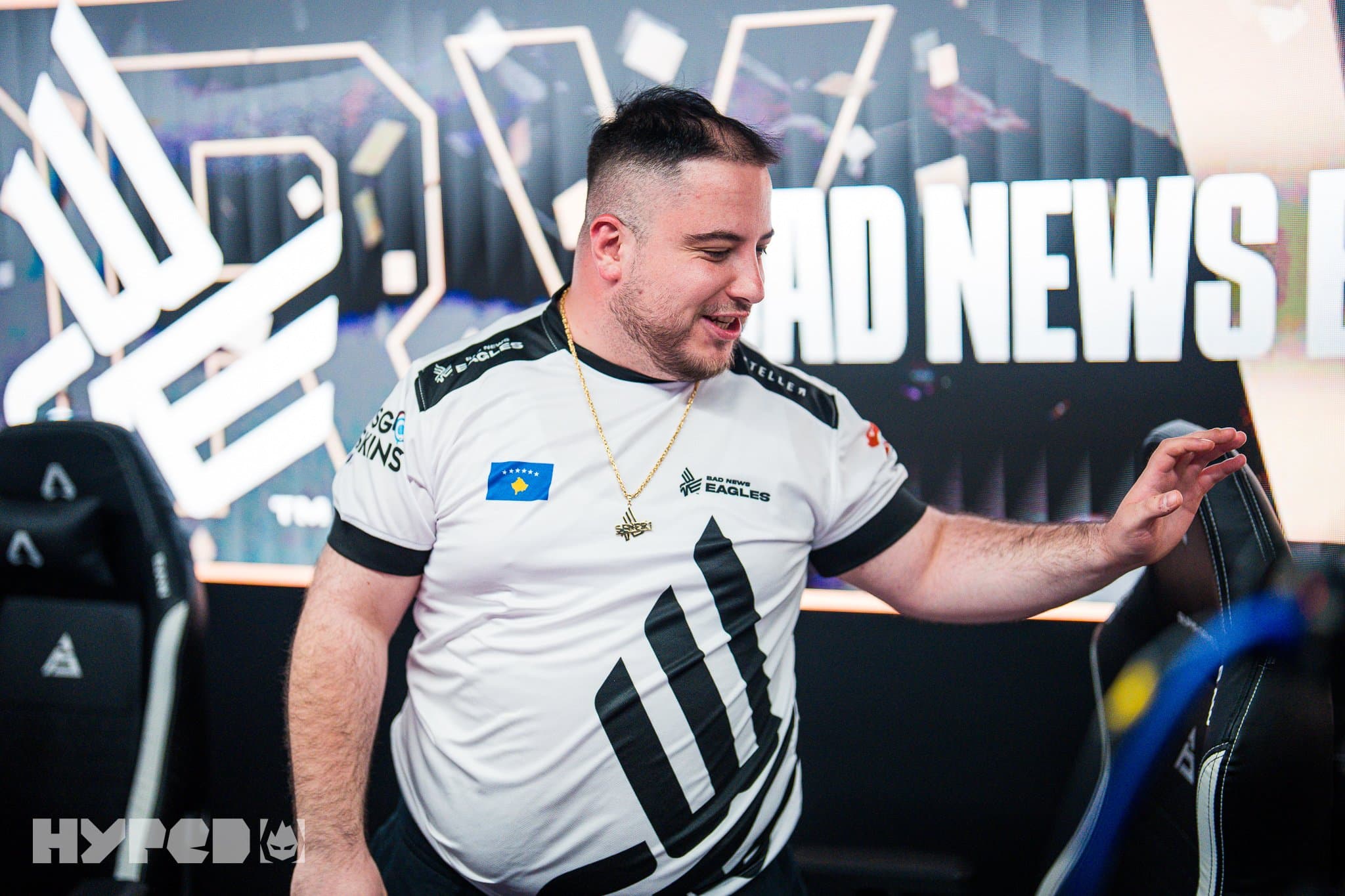 OMEN RETAKE Season X, 5