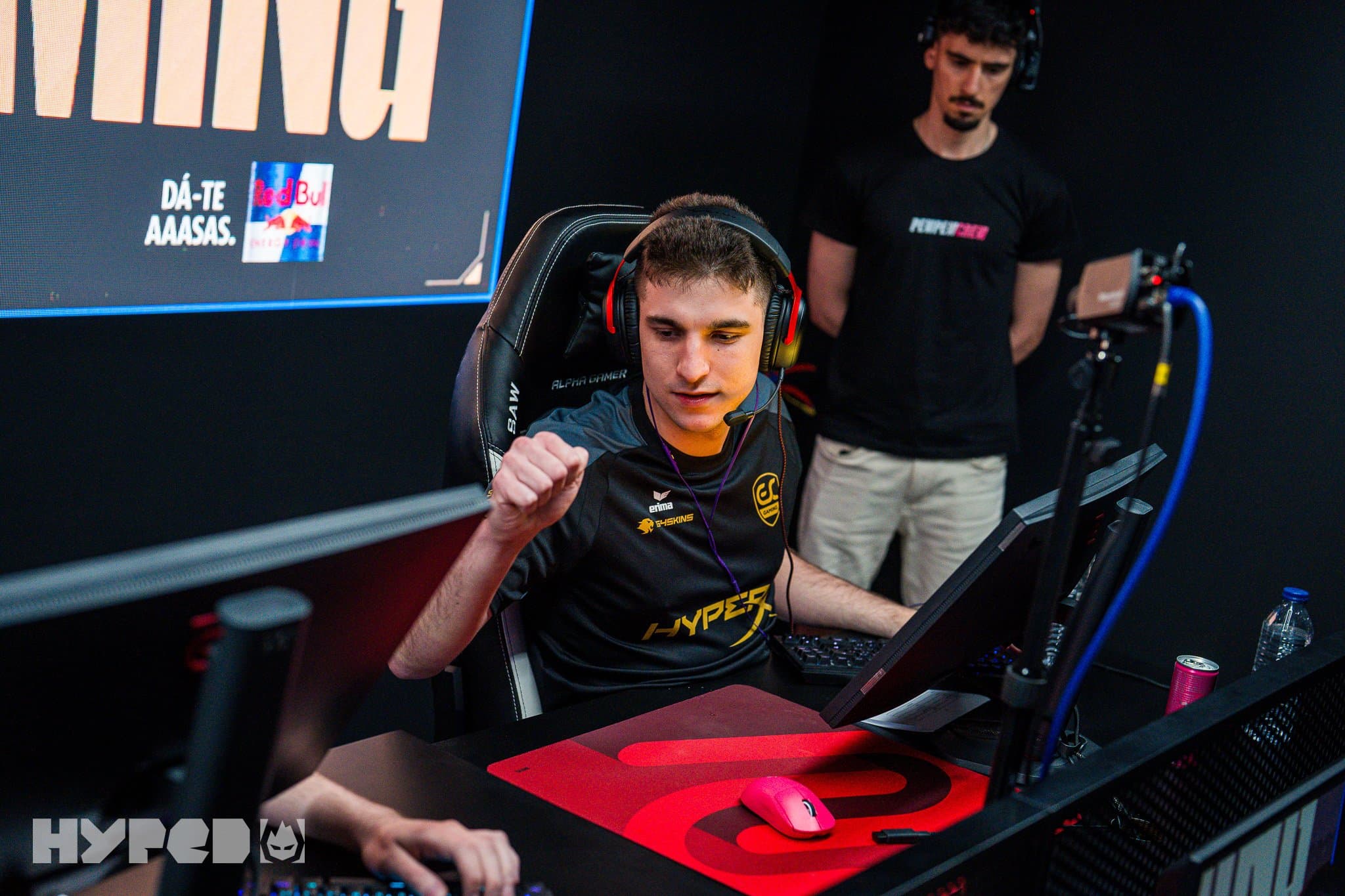 OMEN RETAKE Season X, 6