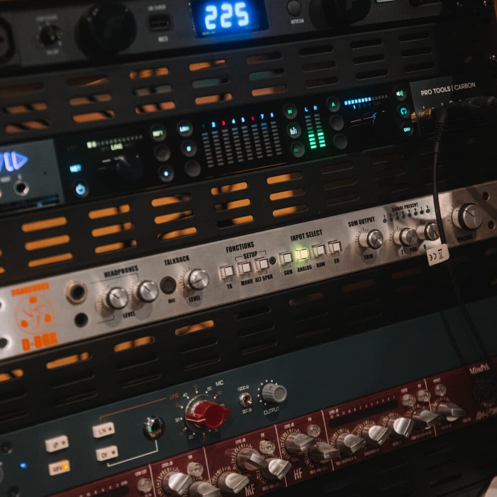 Sine Factory: Bispo Studio Session, 6