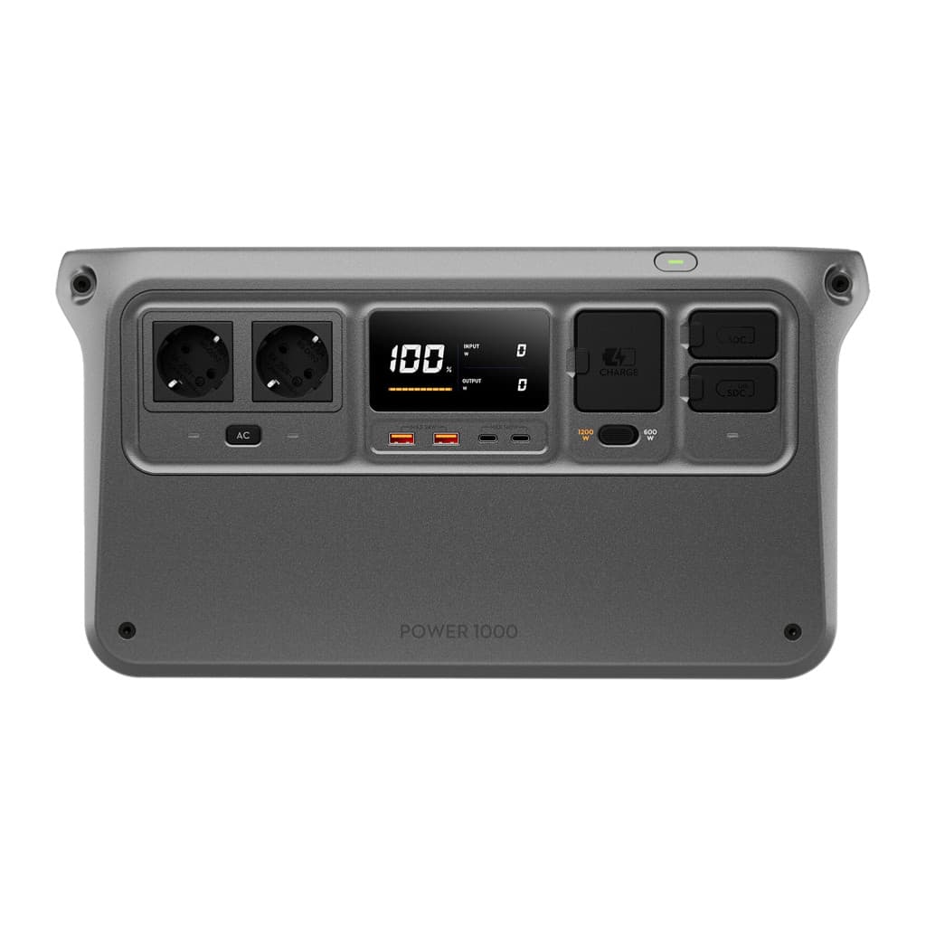 DJI Power 1000 front panel: two Schuko AC outlets, charge display, USB-C, USB-A, SDC and SDC Lite ports